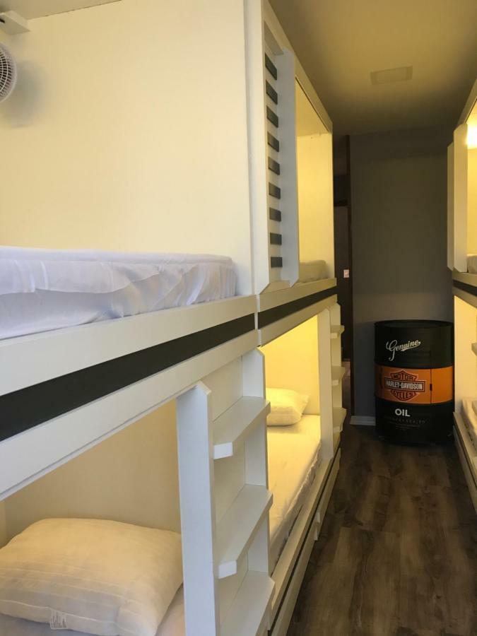 Aipa Hostel.Com Кабу-Фріу Екстер'єр фото